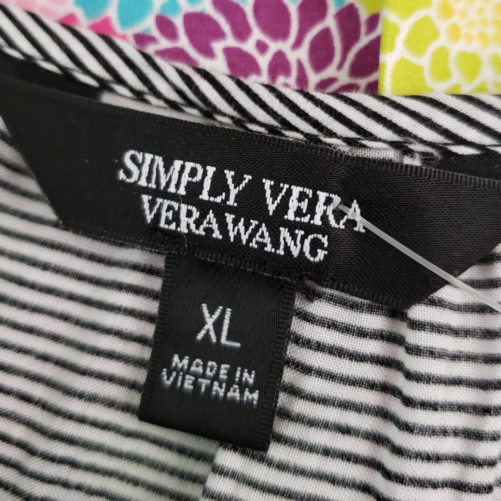 Simply Vera Vera Wang XL black white striped top - Picture 5 of 6